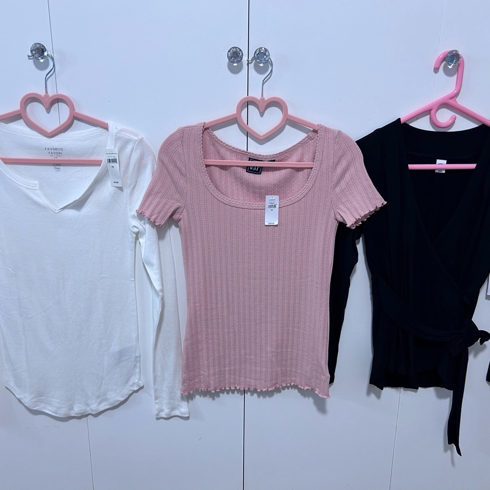 3 tops 1 white long sleeve/1 Pink Ribbed short sleeve/1 black long sleeve w/tie